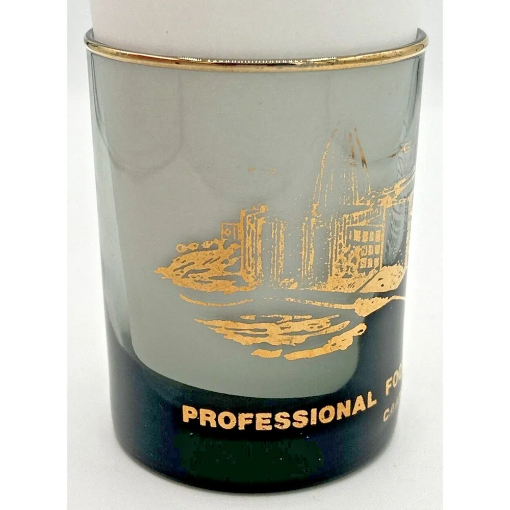 Vintage Professional Football Hall of Fame Canton‎ OH Gold Detail Glass SKU U221